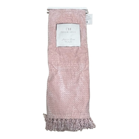 Dream Home Pink Plush Throw Blanket Size 50”x70” NWT - Picture 1 of 5